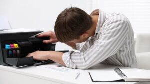 Drukarka biurowa vs kserokopiarka – różnice