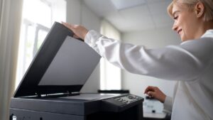 Drukarka czy urządzenie wielofunkcyjne – co wybrać