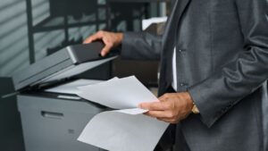 Jak wybrać urządzenie wielofunkcyjne — na co zwrócić uwagę przy wyborze Canon / Konica Minolta
